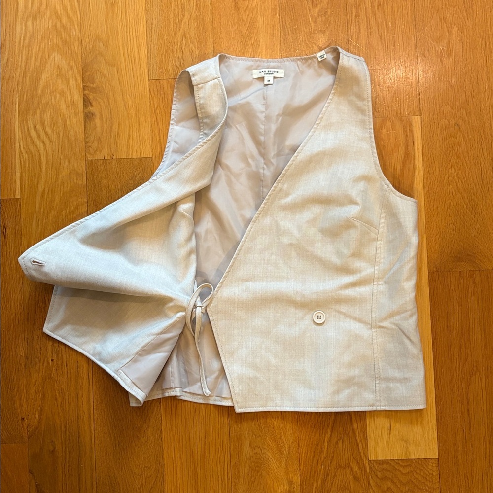 Vest Top - Picture 2 of 5